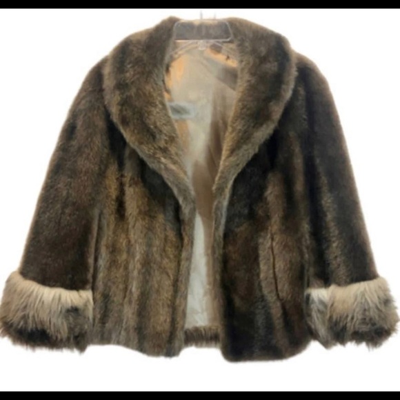 regina Glenara Jackets & Blazers - Vintage Regina Glenara Capelet